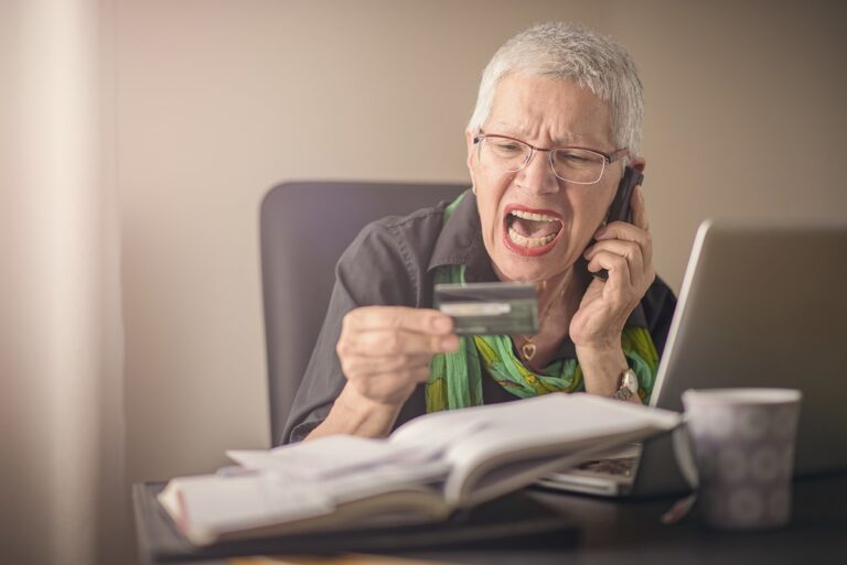 How FIs Are Addressing Rising Customer Anger – and Protecting Employees